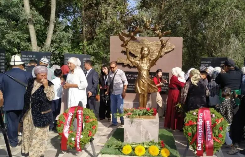 Memorial unveiled in Batken, Kyrgyzstan, honoring lives lost in border conflicts 